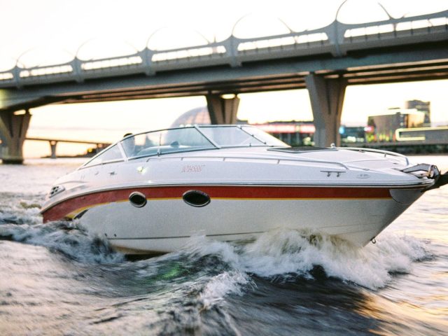 motorbåt