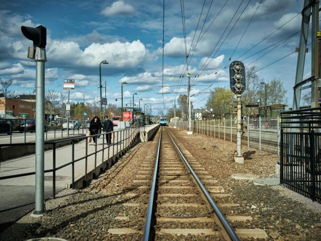 Åka tåg till Södertälje